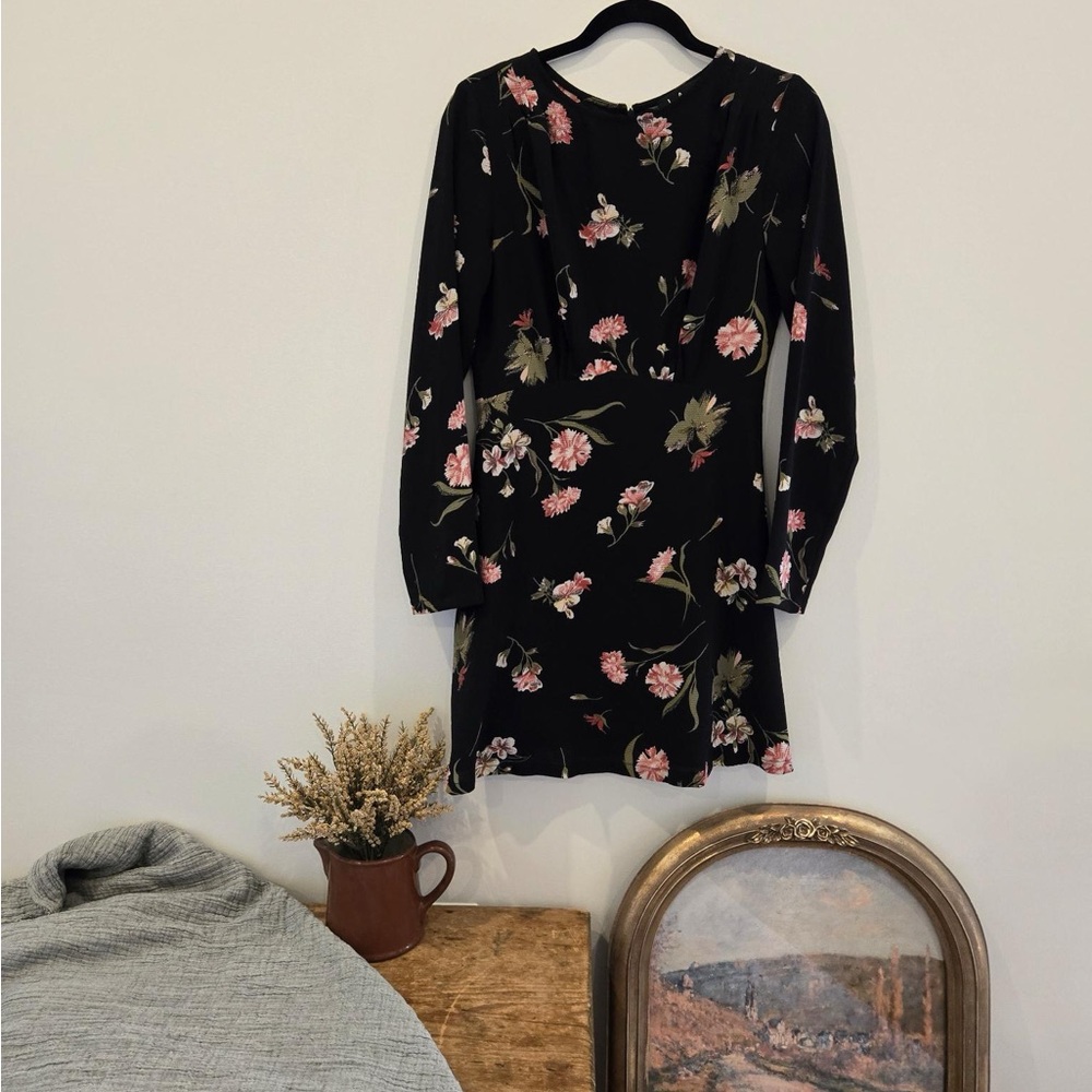 Lulu's Black Floral Long Sleeve Dress
